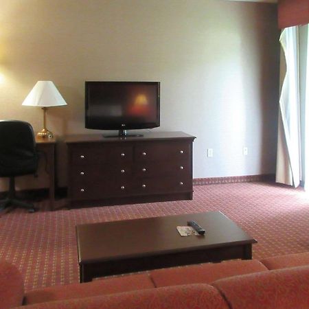 Quality Inn & Suites Owego Luaran gambar